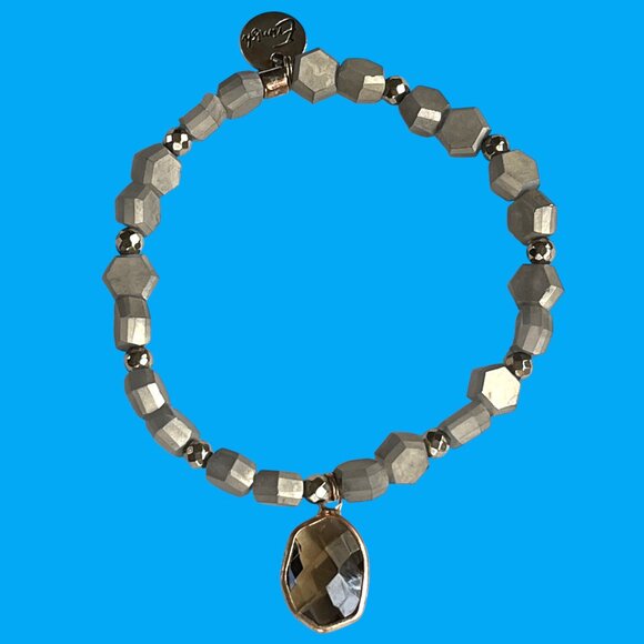 Erimish  Faceted Charm  Crystals Beaded Bracelet Logo Tag Stackable Stretch - Picture 1 of 3